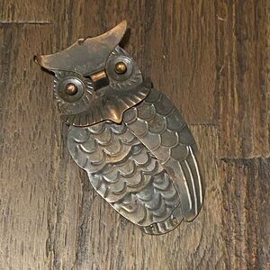 Metal Owl Decoration